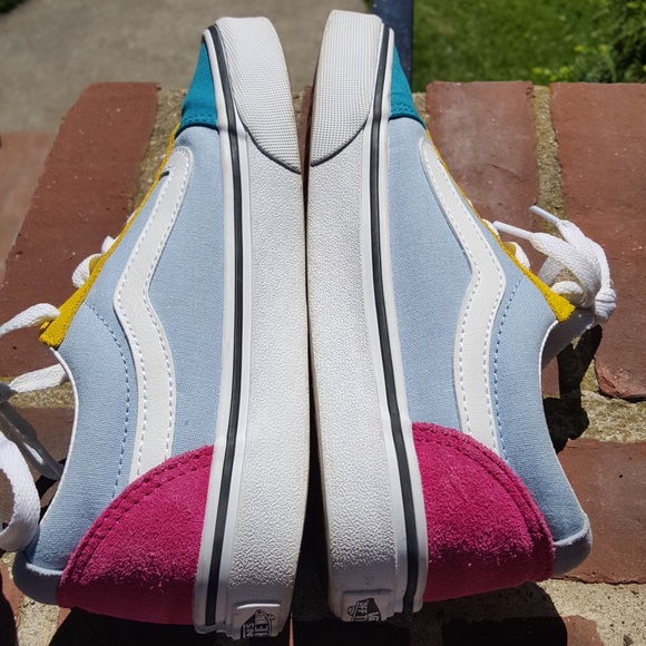 Vans Old Skool multi-colored size 6 Women’s sneaker. - Picture 6 of 13